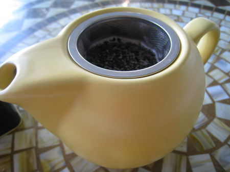 Tea pot