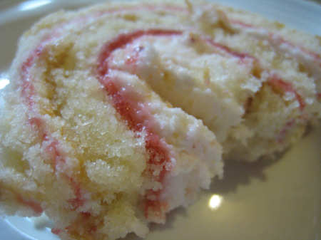 8.3.09 Raspberry cake