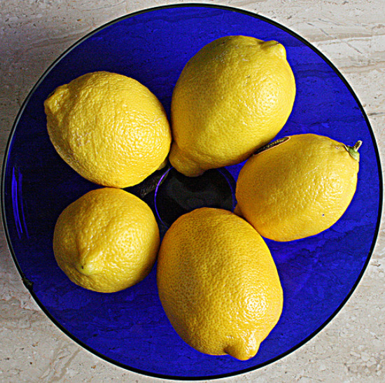 Lemons: www.flickr.com/photos/22829128@N08/2426112655