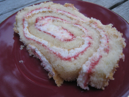 Raspberry cake1