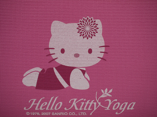 12.23 hello kitty yoga